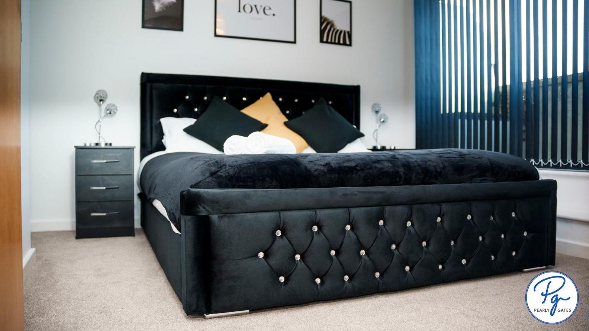 Penthouse - Amazing City Skyline Views - Balcony - Free Extra 2 Hours - Free Parking - Utilita Arena - Bullring Shopping - New St Station- Super King Size Bed 伯明翰 外观 照片